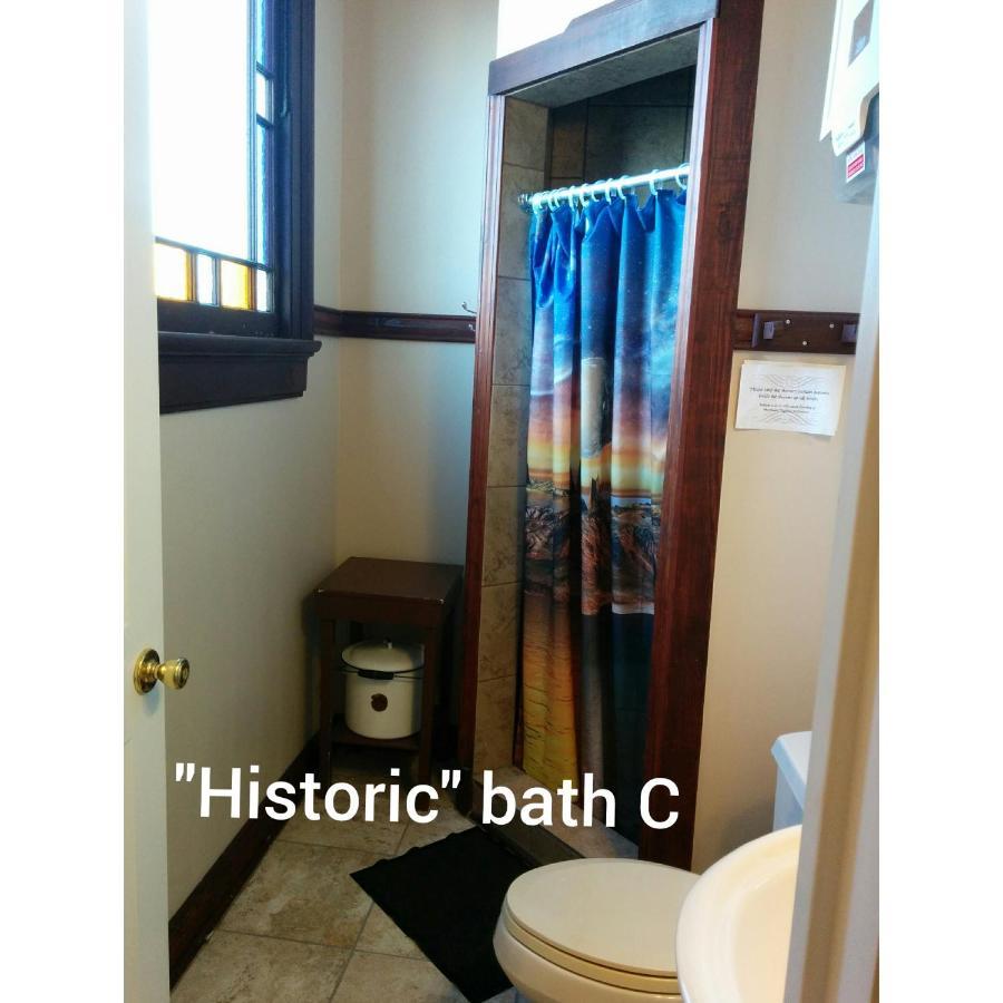 Site 61 Hostal *