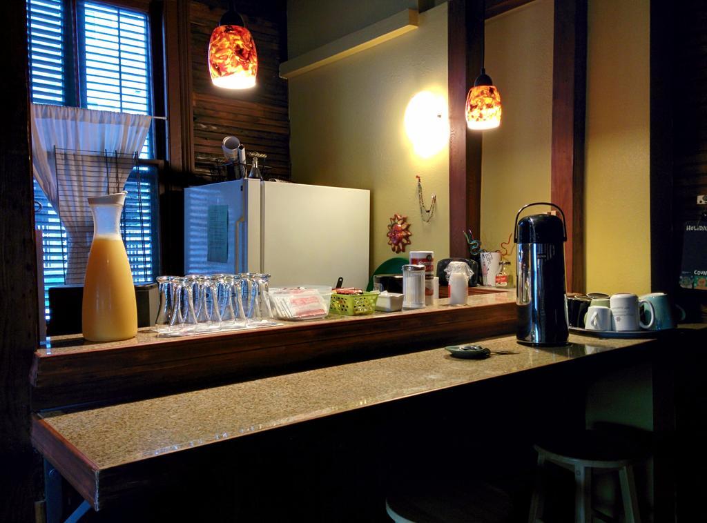 Site 61 Hostal Nueva Orleans